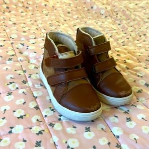 Ugg rennon Boys boot